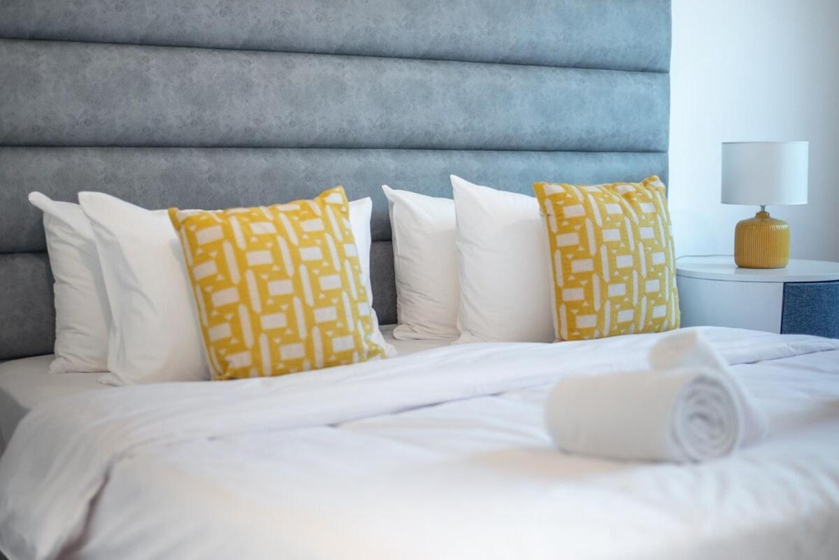 Stylish 2br At Belvedere With Balcony Views * Dubai