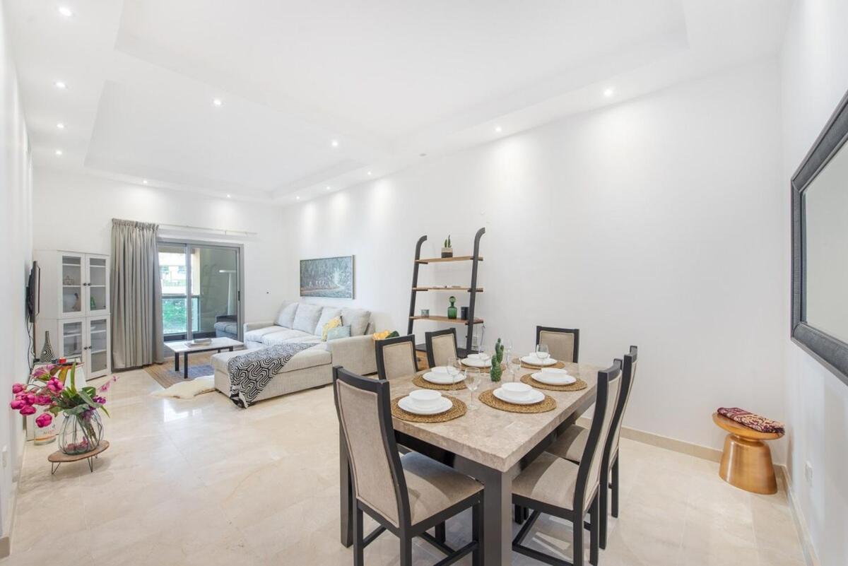 Stylish 2br At Belvedere With Balcony Views Holiday home