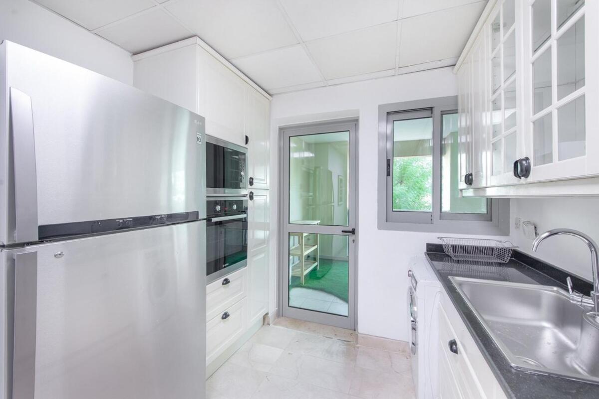 Stylish 2br At Belvedere With Balcony Views Holiday home Dubai