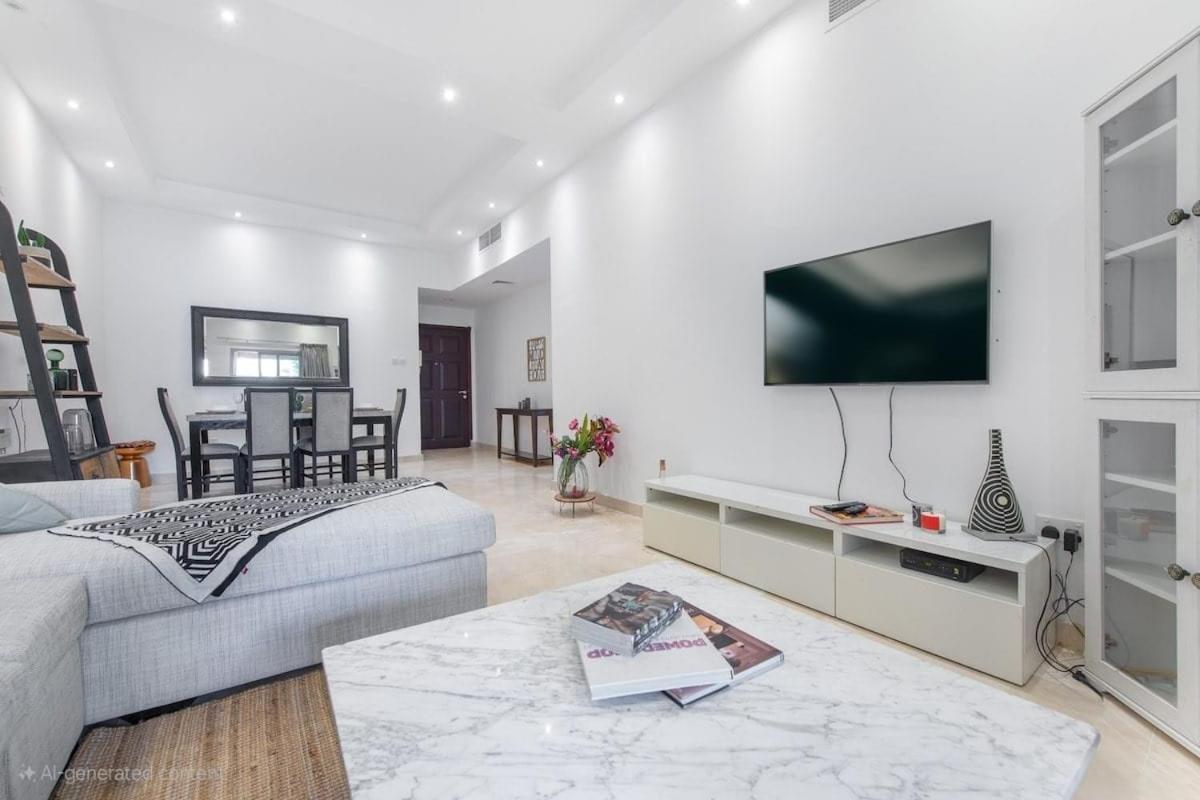 Stylish 2br At Belvedere With Balcony Views Holiday home Dubai